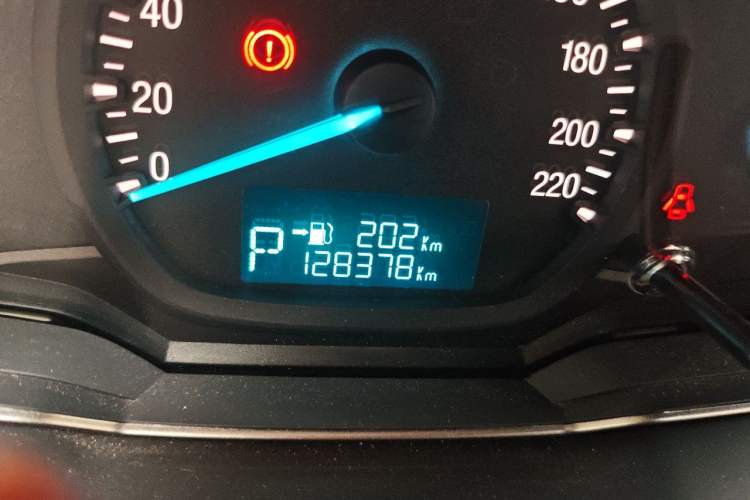 Used Ford Escort 2015 1.5L Automatic Comfort Edition Odometer Close Up