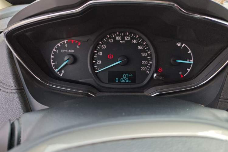 Used Ford Escort 2015 1.5L Manual Fashion Edition Odometer Close Up