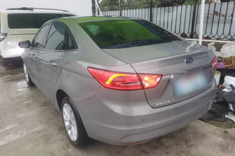 Used Ford Escort 2015 1.5L Automatic Fashion Model Rear Left 45 Deg