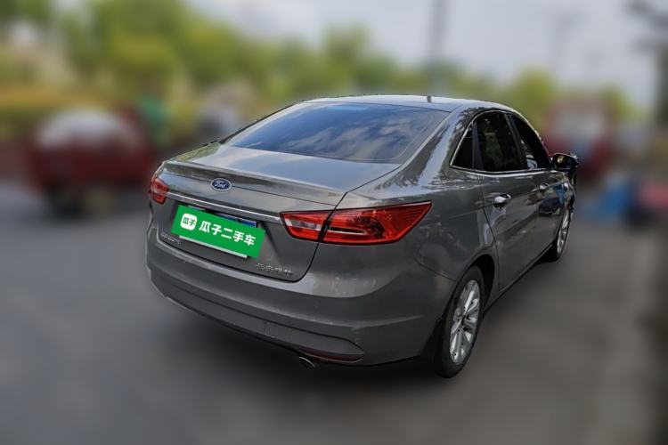 Used Ford Escort 2015 1.5L Automatic Fashion Model Rear Right 45 Deg