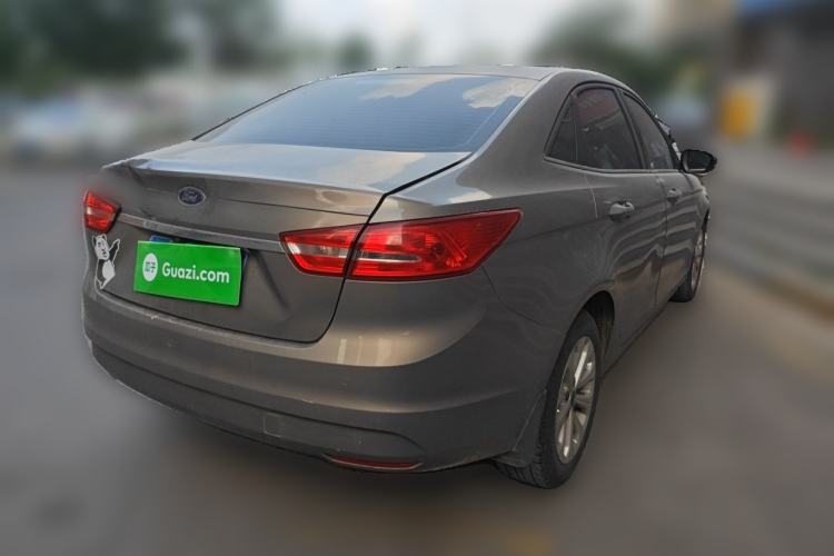 Used Ford Escort 2015 1.5L Automatic Fashion Model Rear Right 45 Deg