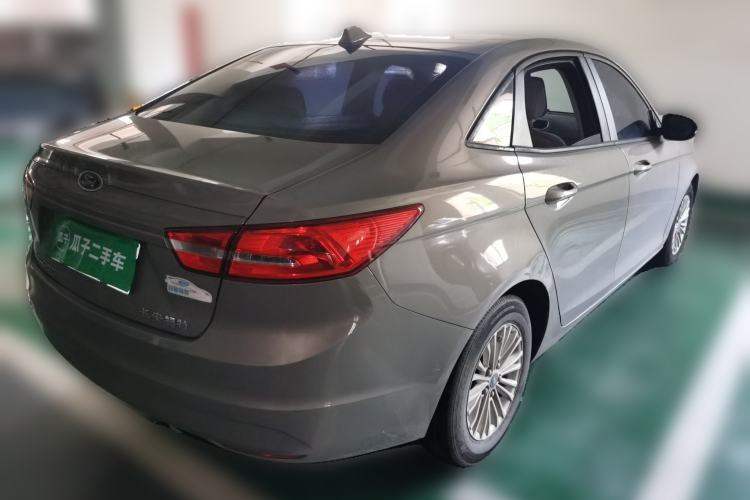Used Ford Escort 2015 1.5L Automatic Fashion Model Rear Right 45 Deg