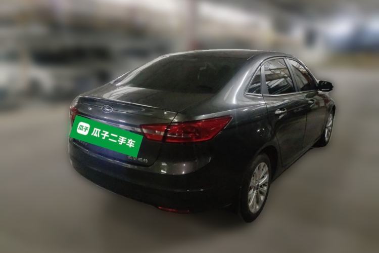 Used Ford Escort 2015 1.5L Automatic Fashion Model Rear Right 45 Deg