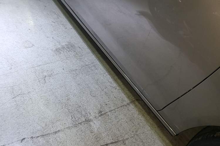 Used Ford Escort 2015 1.5L Automatic Comfort Edition Right Side Sill