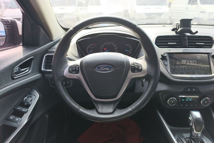 Used Ford Escort 2015 1.5L Automatic Fashion Model Steering Wheel