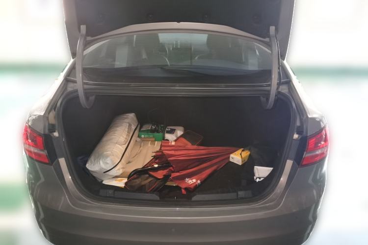 Used Ford Escort 2015 1.5L Automatic Fashion Model Trunk