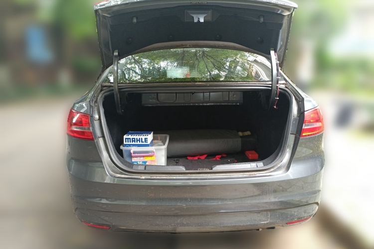 Used Ford Escort 2015 1.5L Automatic Fashion Model Trunk