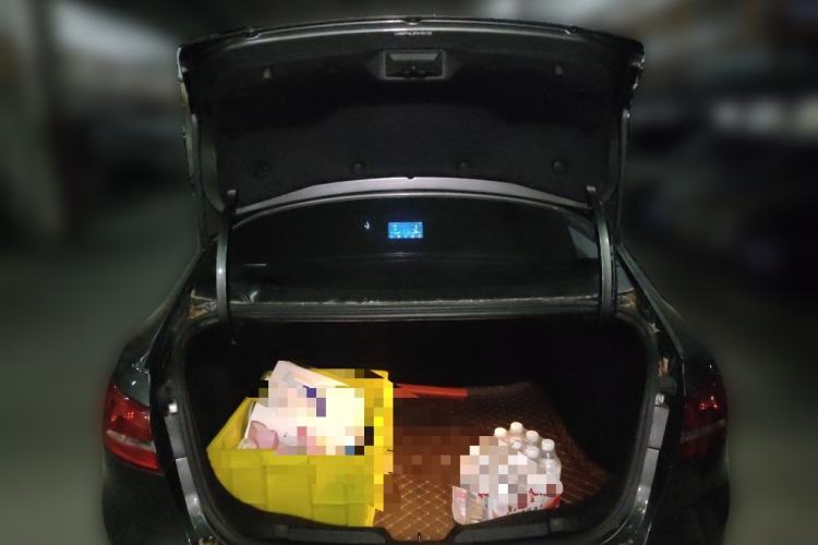 Used Ford Escort 2015 1.5L Automatic Fashion Model Trunk