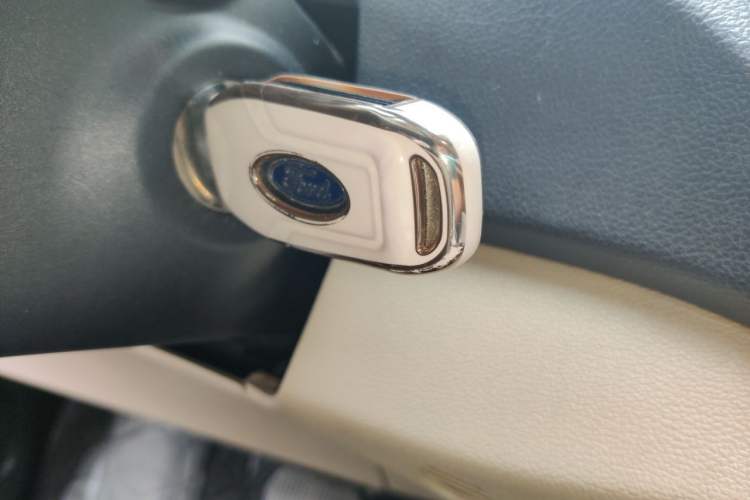 Used Ford Escort 2015 1.5L Automatic Comfort Edition Vehicle Key