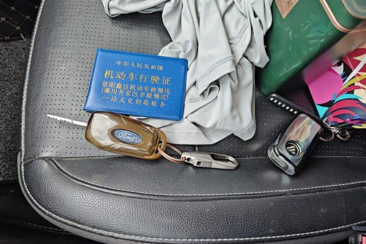 Used Ford Escort 2015 1.5L Automatic Fashion Model Vehicle Key
