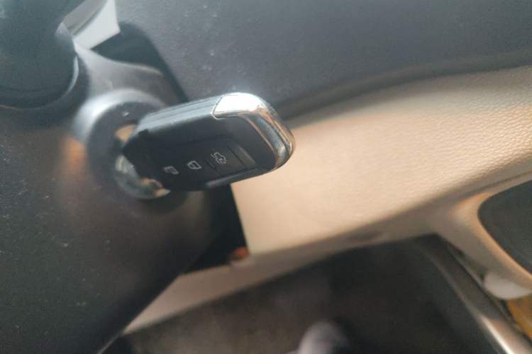 Used Ford Escort 2015 1.5L Automatic Comfort Edition Vehicle Key