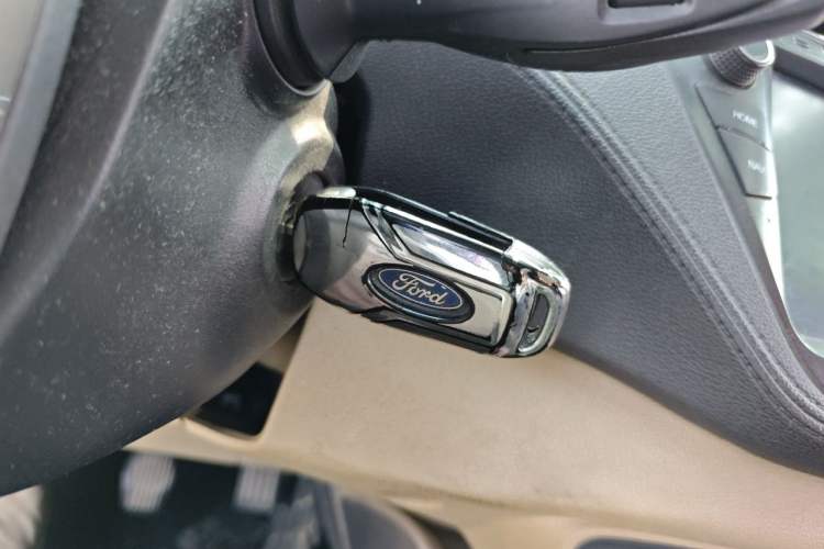 Used Ford Escort 2015 1.5L Manual Fashion Edition Vehicle Key