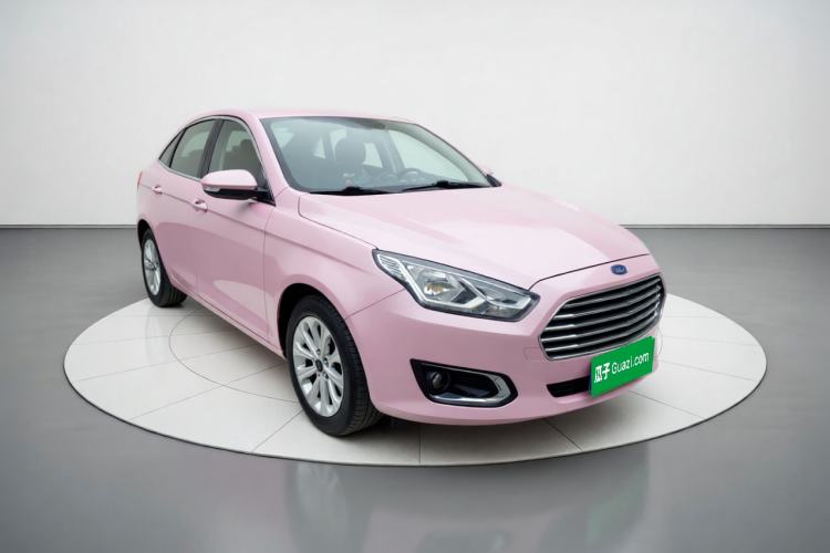 Used Ford Escort 2015 1.5L Automatic Fashion Model Front Right 45 Deg