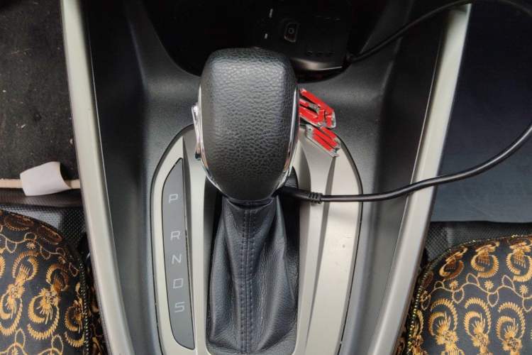 Used Ford Escort 2015 1.5L Automatic Comfort Edition Gear Lever