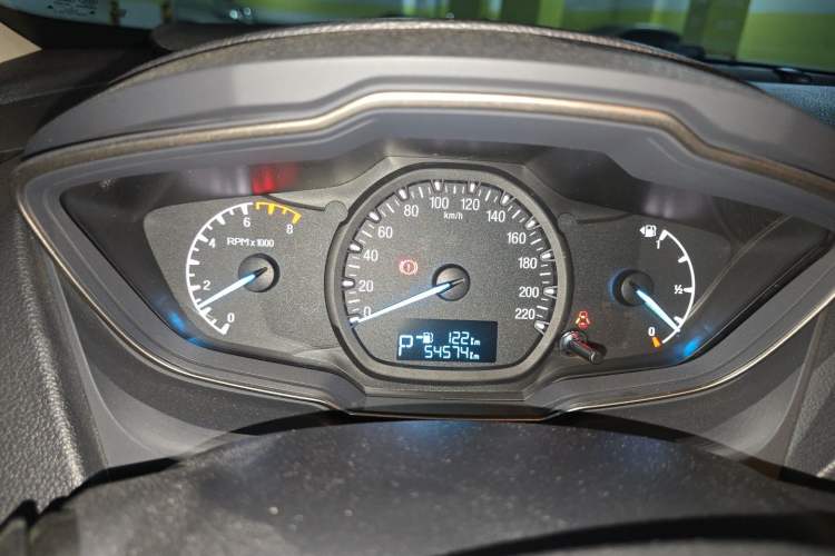 Used Ford Escort 2015 1.5L Automatic Comfort Edition Instrument Cluster