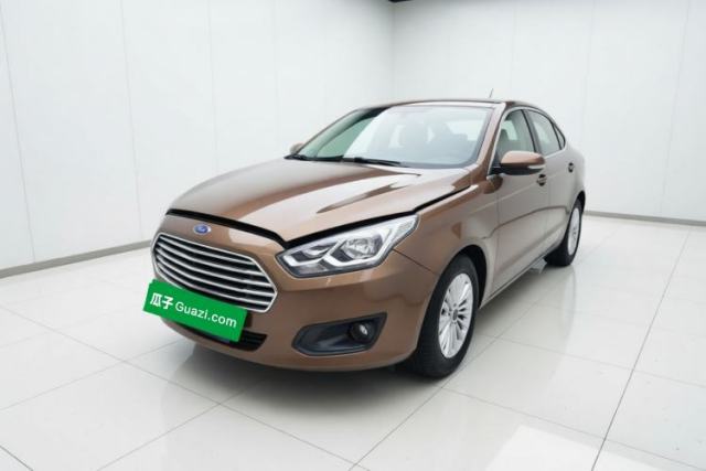 Ojetý Ford Escort 2015 1.5L Automatic Comfort Edition