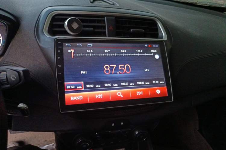 Used Ford Escort 2015 1.5L Automatic Fashion Model Audio And AC Panel
