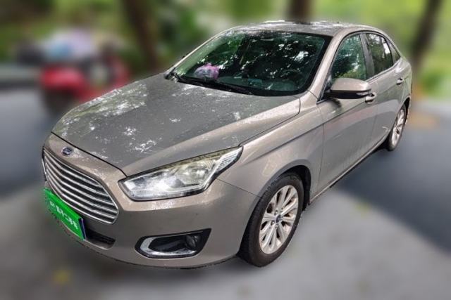 Ojetý Ford Escort 2015 1.5L Automatic Fashion Model