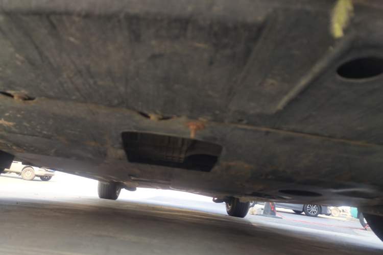 Used Ford Escort 2015 1.5L Manual Comfort Model Chassis Front