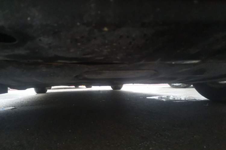 Used Ford Escort 2015 1.5L Automatic Comfort Edition Chassis Front