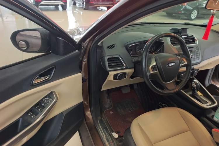 Used Ford Escort 2015 1.5L Automatic Fashion Model Driver Seat