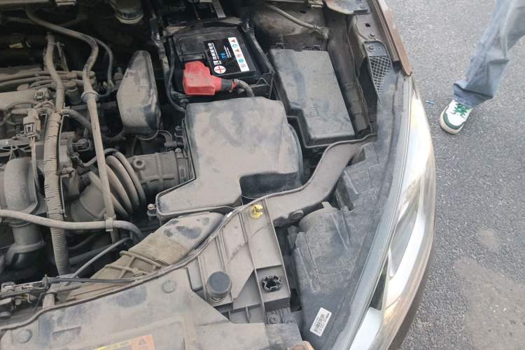 Used Ford Escort 2015 1.5L Automatic Comfort Edition Engine Bay Left