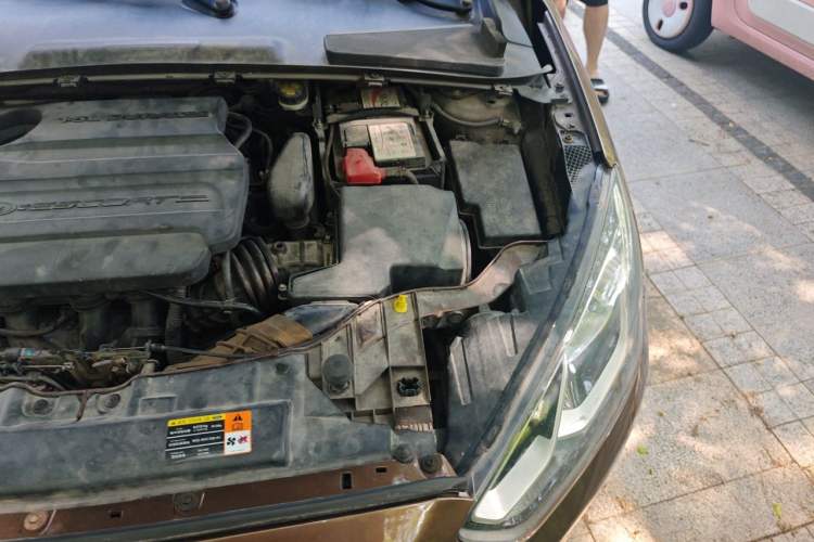 Used Ford Escort 2015 1.5L Automatic Fashion Model Engine Bay Left