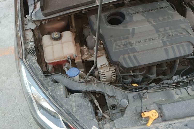 Used Ford Escort 2015 1.5L Automatic Fashion Model Engine Bay Right