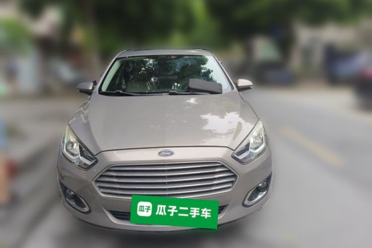 Used Ford Escort 2015 1.5L Automatic Fashion Model Front
