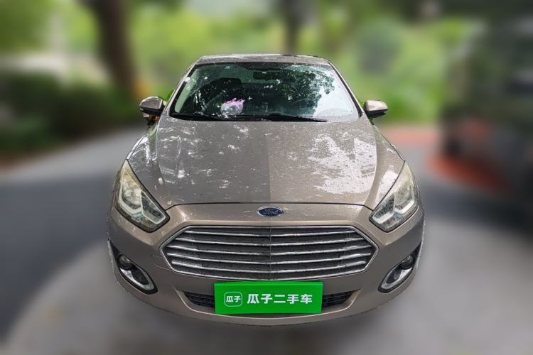 Used Ford Escort 2015 1.5L Automatic Fashion Model Front