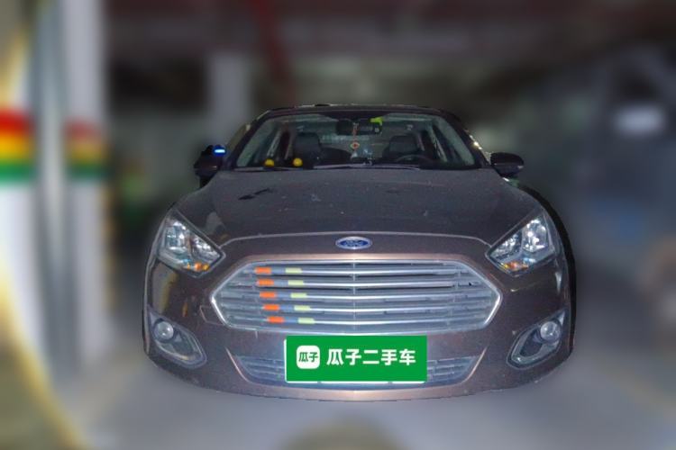 Used Ford Escort 2015 1.5L Automatic Fashion Model Front