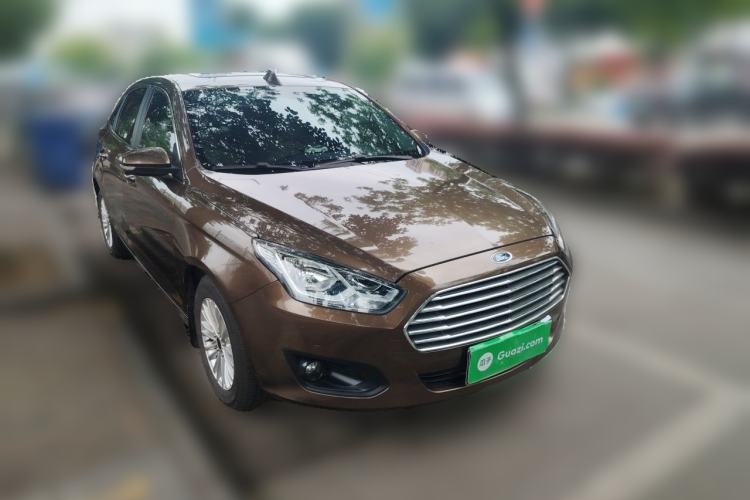 Used Ford Escort 2015 1.5L Automatic Comfort Edition Front Right 45 Deg