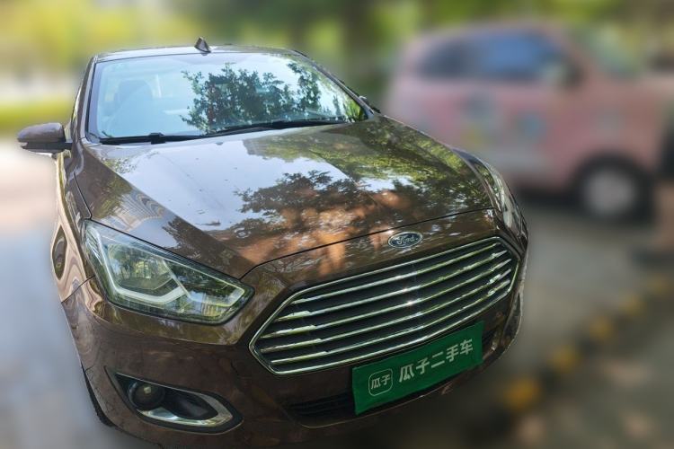 Used Ford Escort 2015 1.5L Automatic Fashion Model Front