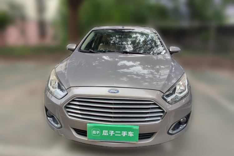 Used Ford Escort 2015 1.5L Automatic Fashion Model Front