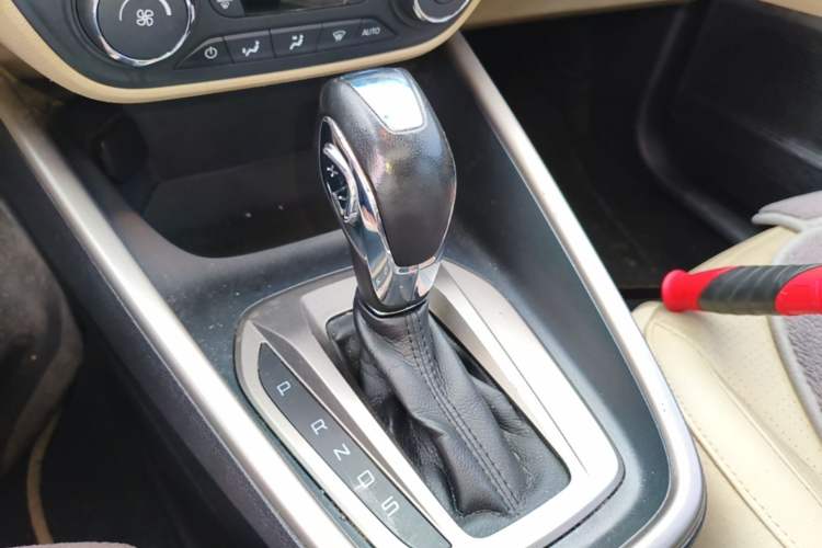 Used Ford Escort 2015 1.5L Automatic Fashion Model Gear Lever