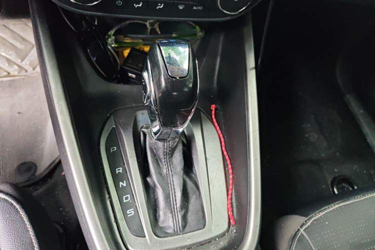 Used Ford Escort 2015 1.5L Automatic Fashion Model Gear Lever