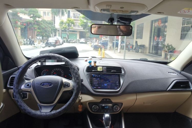 Used Ford Escort 2015 1.5L Automatic Fashion Model Headliner