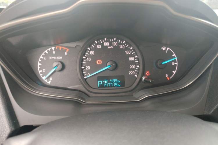 Used Ford Escort 2015 1.5L Automatic Comfort Edition Instrument Cluster