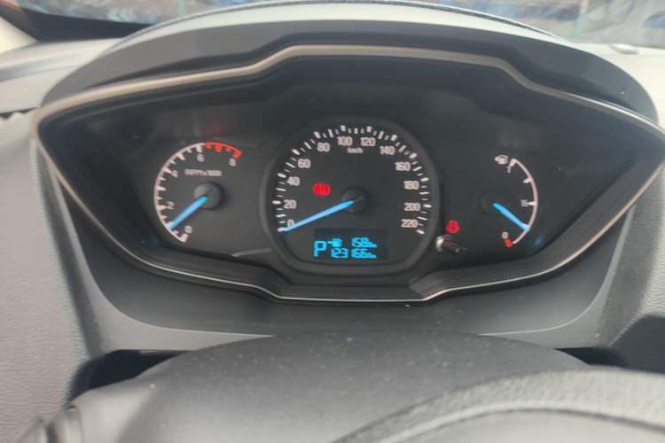 Used Ford Escort 2015 1.5L Automatic Comfort Edition Instrument Cluster