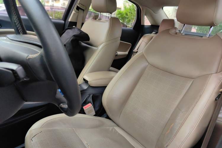 Used Ford Escort 2015 1.5L Automatic Fashion Model Left Front Seat