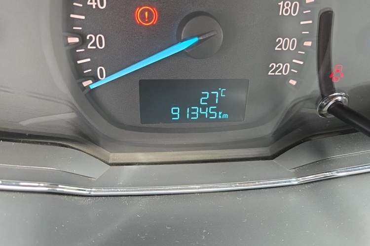 Used Ford Escort 2015 1.5L Manual Fashion Edition Odometer Close Up