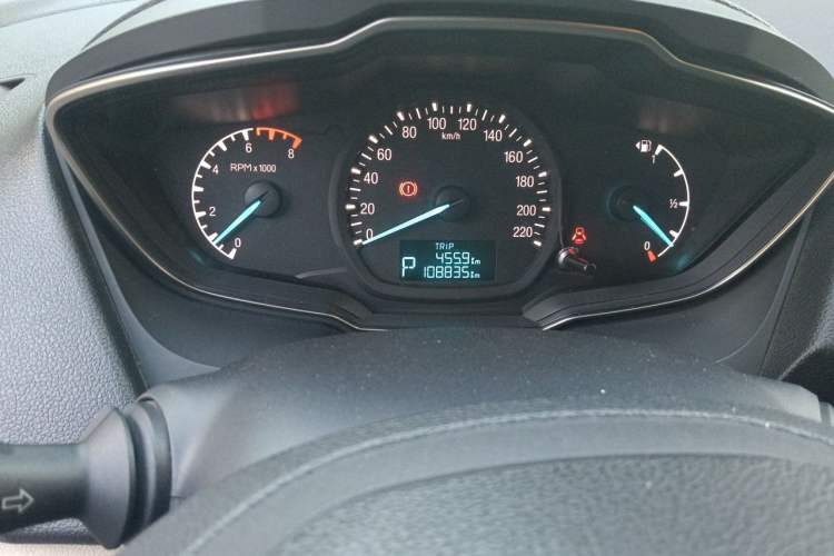 Used Ford Escort 2015 1.5L Automatic Comfort Edition Odometer Close Up