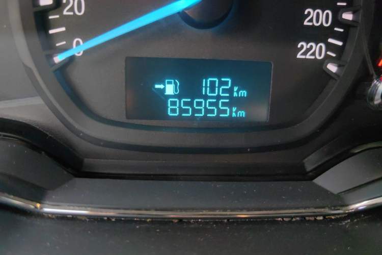 Used Ford Escort 2015 1.5L Manual Fashion Edition Odometer Close Up