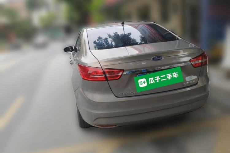 Used Ford Escort 2015 1.5L Automatic Fashion Model Rear Left 45 Deg