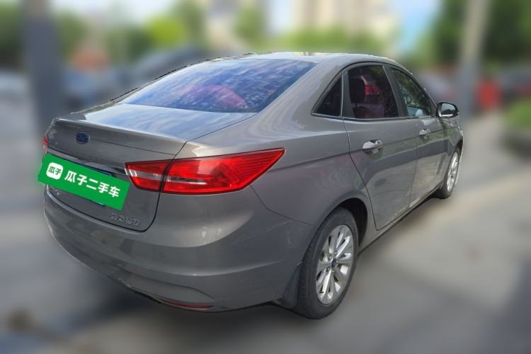 Used Ford Escort 2015 1.5L Manual Fashion Edition Rear Right 45 Deg