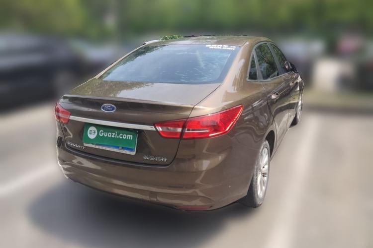 Used Ford Escort 2015 1.5L Automatic Fashion Model Rear Right 45 Deg