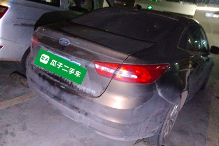 Used Ford Escort 2015 1.5L Automatic Fashion Model Rear Right 45 Deg