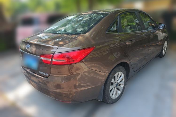 Used Ford Escort 2015 1.5L Automatic Fashion Model Rear Right 45 Deg