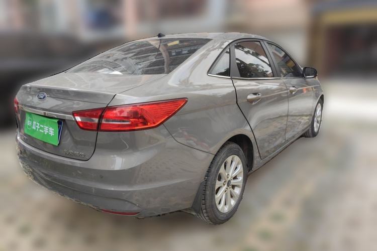 Used Ford Escort 2015 1.5L Manual Fashion Edition Rear Right 45 Deg