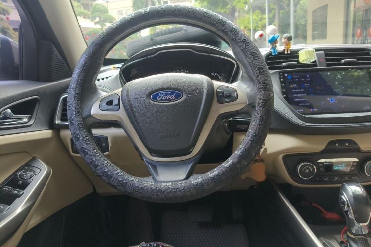 Used Ford Escort 2015 1.5L Automatic Fashion Model Steering Wheel